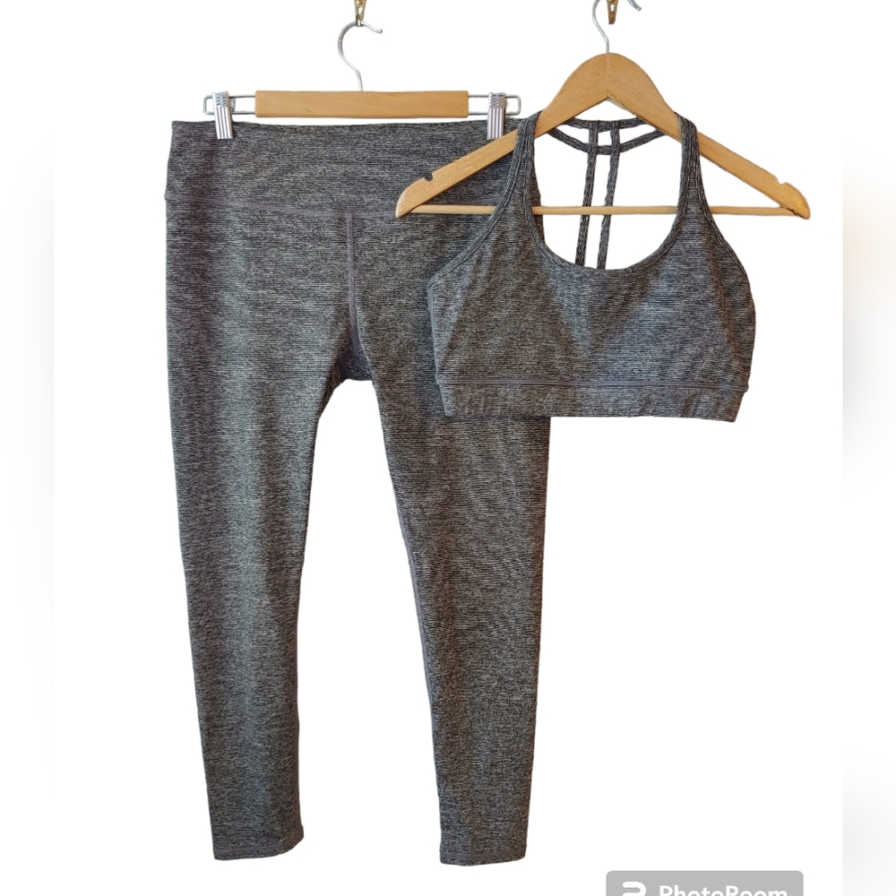 Whisper Active Set Sports Bra and Leggings Size Medium